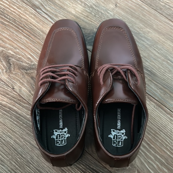 Boys dress shoes - Picture 3 of 4